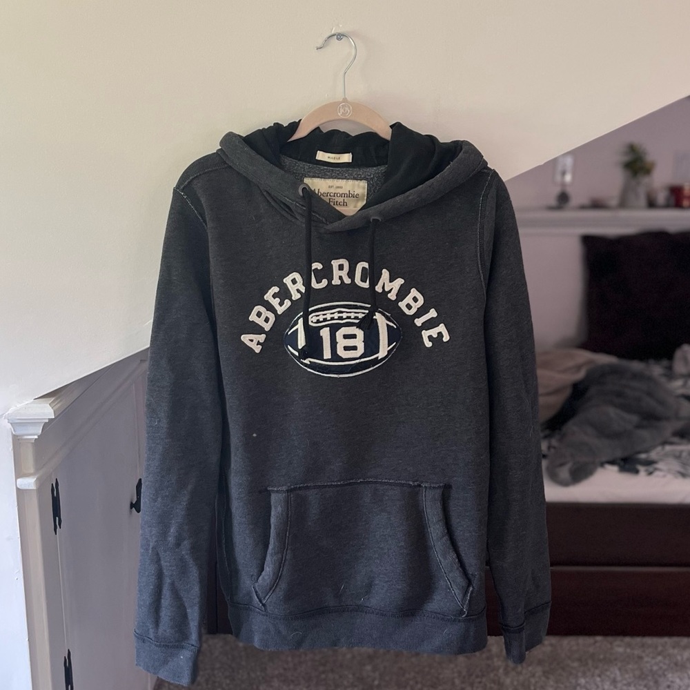 abercrombie oversized sweatshirt